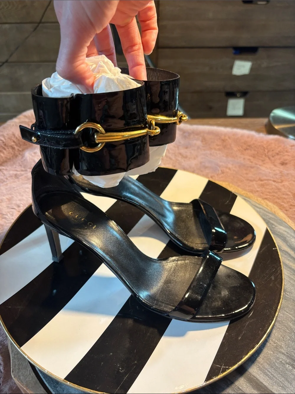Authentic GUCCI Ursula Horsebit Accent Sandal